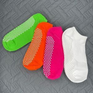 Colorful No-Show Grip Socks Set